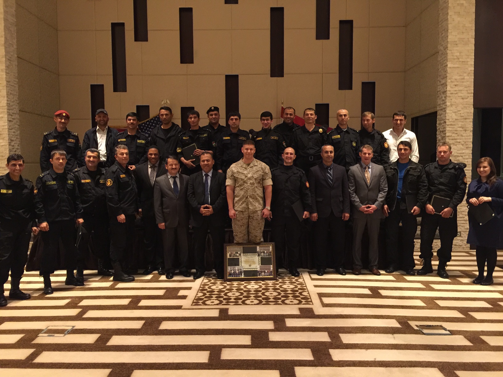 amerikancyobuchilitadzhikskihsilovikovobrashcheniyusnoveyshimiradioperedatchikami