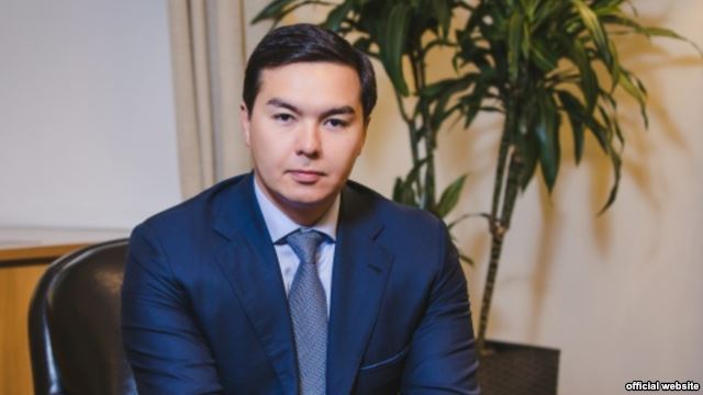 C082C13A-CB10-4ACA-82F1-54758B1E855A_w640_r1_s_cx15_cy2_cw85