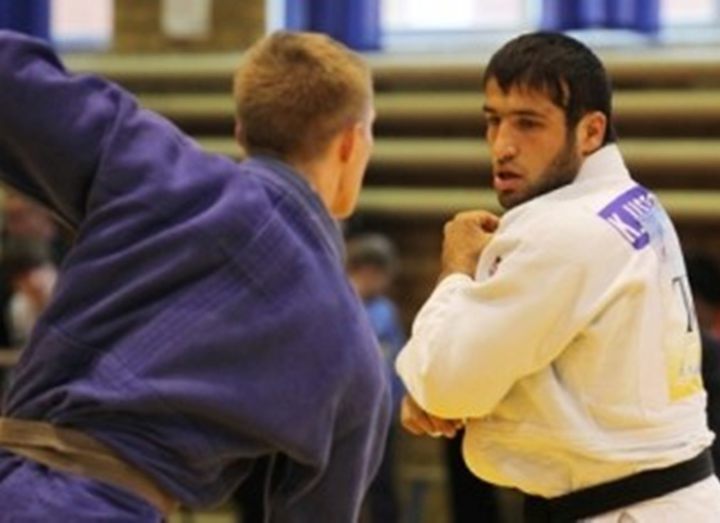 f20365587101357210405