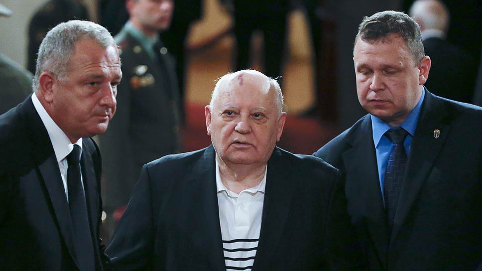 Gorbachev_posovetoval_Mihalkovu_ne_lezt_v_politiku