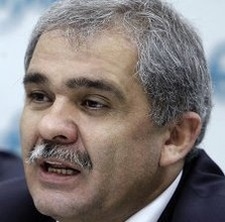 Karomat_Sharipov_vystupaet_za_vvedenie_rabochey_vizy_dlya_trudovyh_migrantov