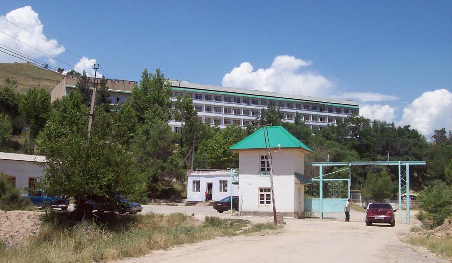 sanatoriyshambaripereydetvchastnyerukivsledzasafedorakom