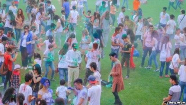 2eae8e96-5838-44cd-988a-b45805118993w640r1s