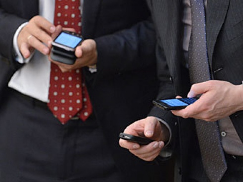 dohodyoperatorovvtadzhikistanerastutnesmotryanasokrashcheniechislapolzovateley