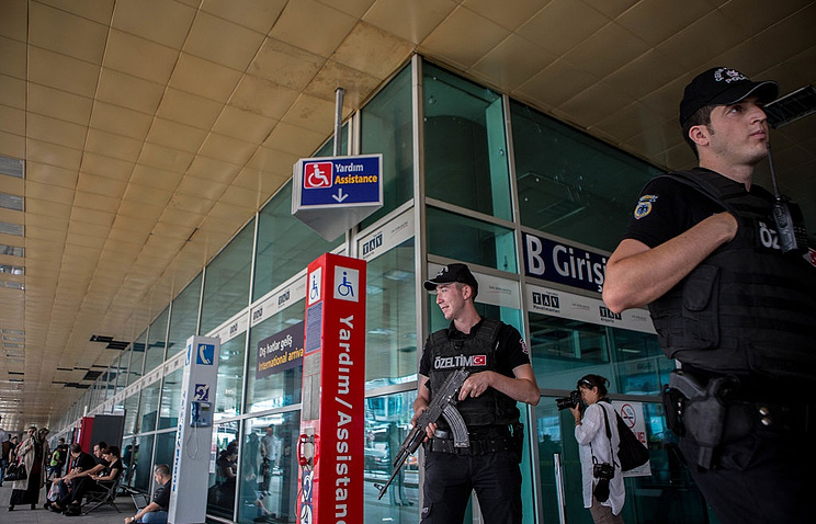 13chelovekvtomchisletroeinostrancevzaderzhanyvsvyazisteraktomvstambule1