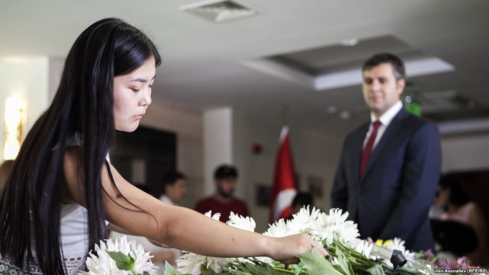 25d77f38-2766-4b84-81ee-681ab76deabccx0cy3cw0w987r1sr1