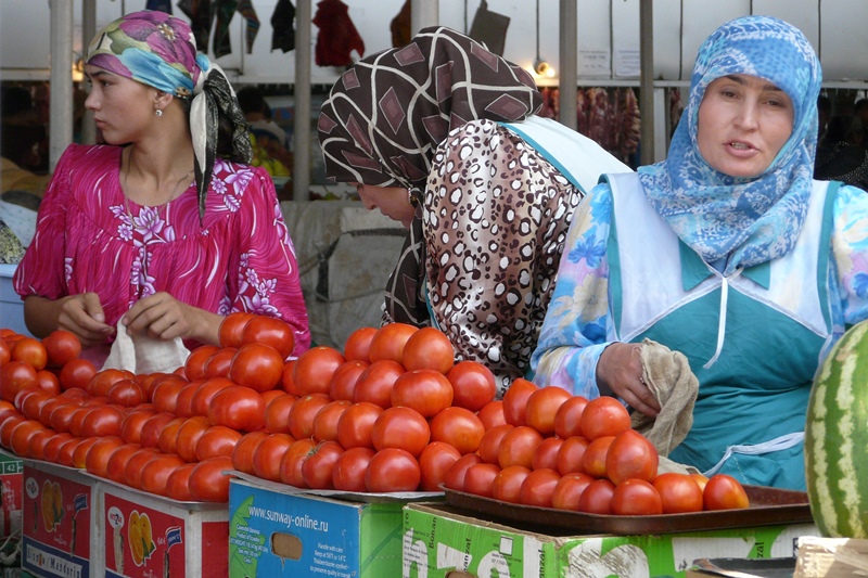 zhenskayaodezhdanapervuyuaaaaaa