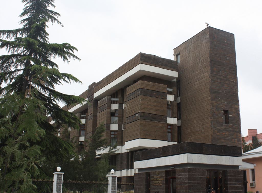 erahmonporuchilusilitohranuzdaniypravoohranitelnyhorganov