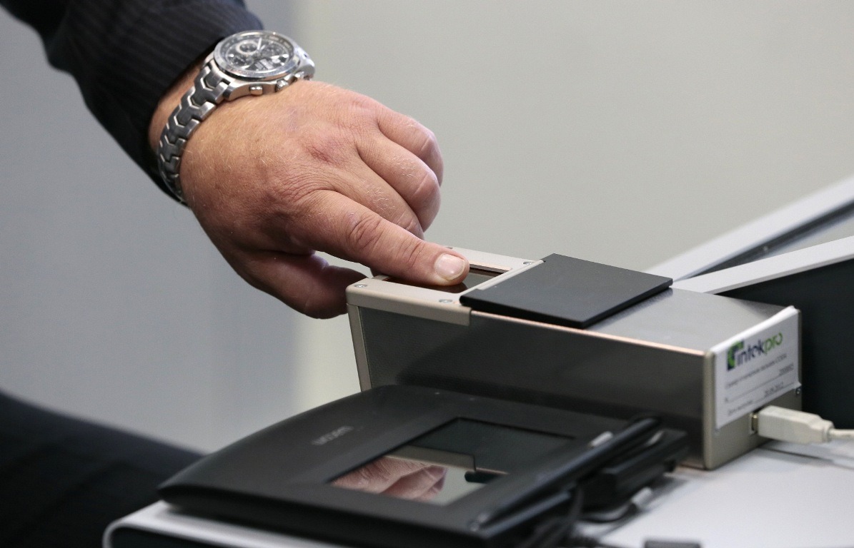 pribyvayushchihvkyrgyzstaninostrancevplaniruyutobyazatsdavatbiometriyu