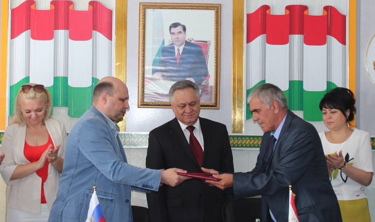 rossiyskayakompaniyapostroitnaterritoriisezdangaraproizvodstvennyhmoshchnostey