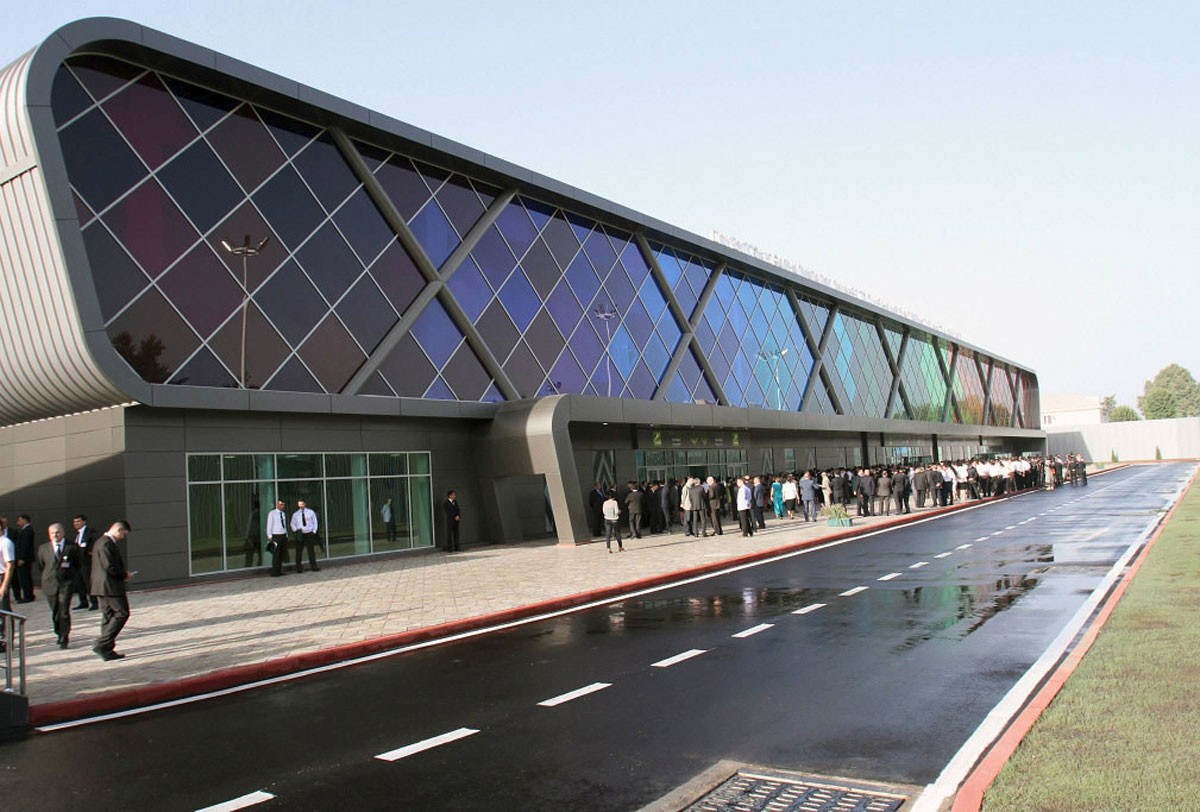 tadzhikistanprinimaetdopolnitelnyemerypoobespecheniyubezopasnostivaeroportah