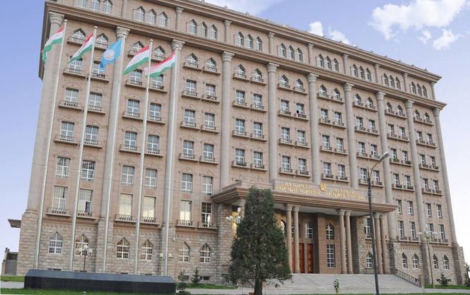 Tureckiy_diplomat_posetil_MID_Tadzhikistana