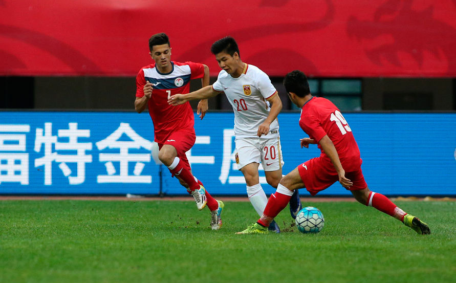 yunyetadzhikskiefutbolisty_3