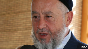 120125151111_turajonzoda_304x171_bbc