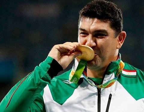 1405166311372439196832313254178707079544330n