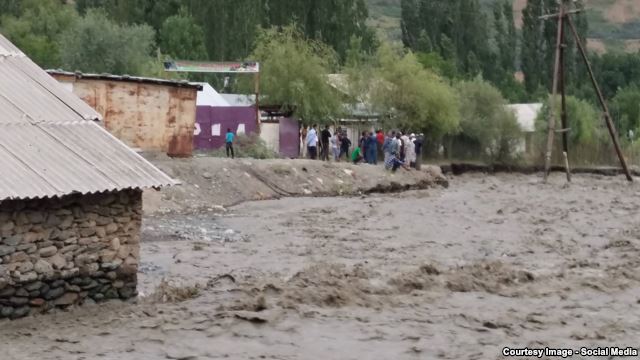 1fb4df47-66a3-4875-a9b4-752a110ab9b2w640r1s