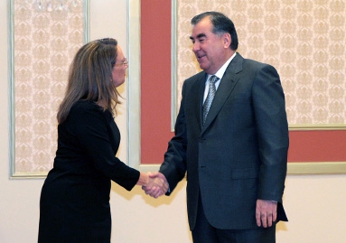 2013-08-15un_rebeca_grynspan_0