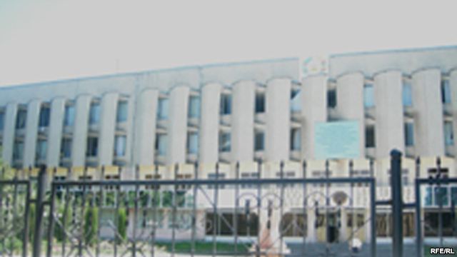 247d6c3b-a8c2-4d56-8c69-4745b54f743cw640r1s