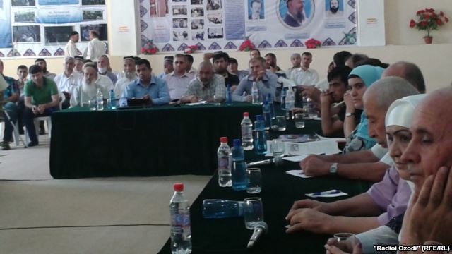 24d845e3-117a-41a1-a550-71dfb007e2acw640r1scx0cy15cw0