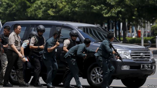 2b7d866b-b90d-430e-b9c9-e100925922f0w640r1s