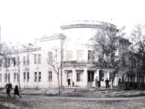 2staryygorod-znakomstvosdrugimdushanbechastiii_0