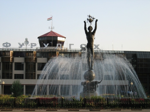 582607-7e9dae6b7bd9a547