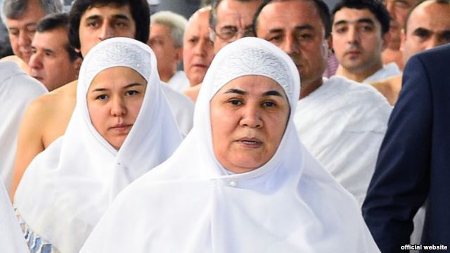 6df81305-e909-48e5-99ba-495a29473a77w640r1scx57cy8cw32