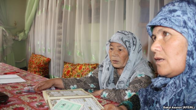 8e0bc79b-cbb4-4d41-a704-0c1f0eb0b646w640r1s