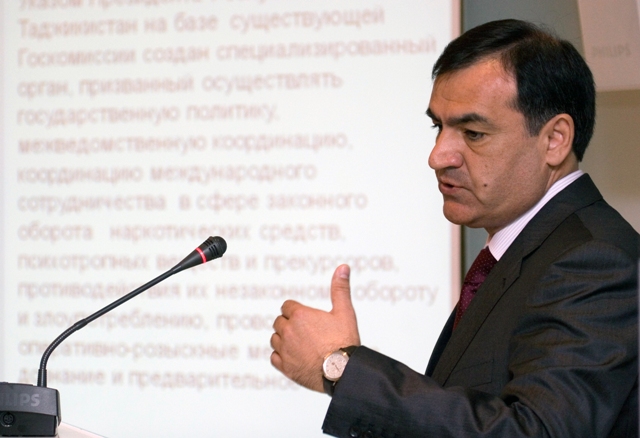 AKN_29may_13