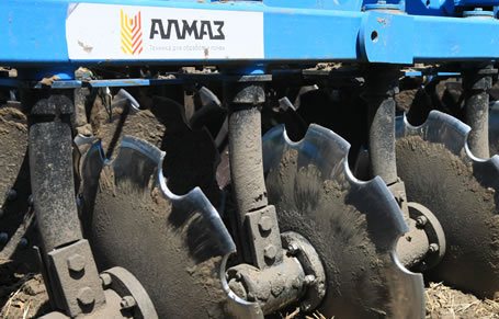 altayskoeapoalmazbudetpostavlyatselhoztehnikuvtadzhikistan