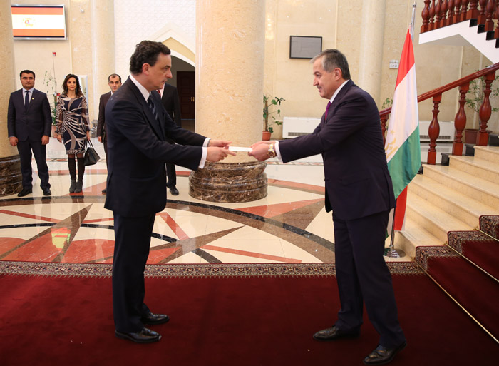 Aslov_i_posol_Ispanii