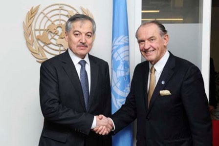 asloveliasson09122013_0