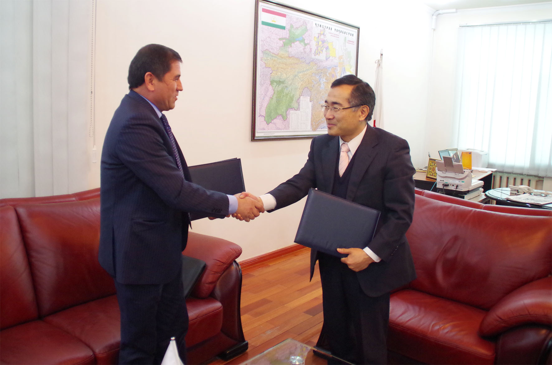 baljuvonsigningceremony