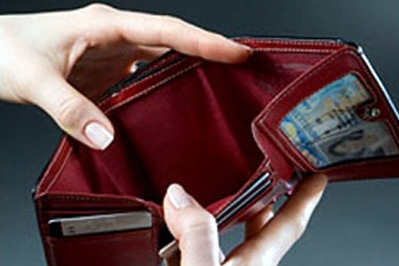 bolee40naseleniyatadzhikistananedelaetdenezhnyenakopleniya_0