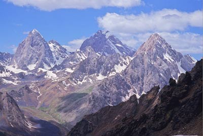 bolshoykoni-mansur_1