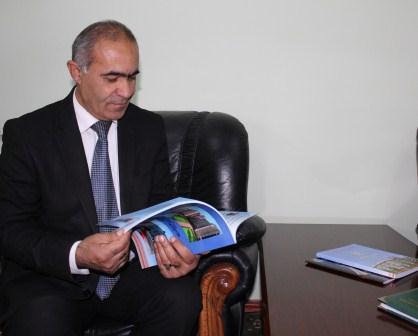 bratipogibshegoboycaomonmvd