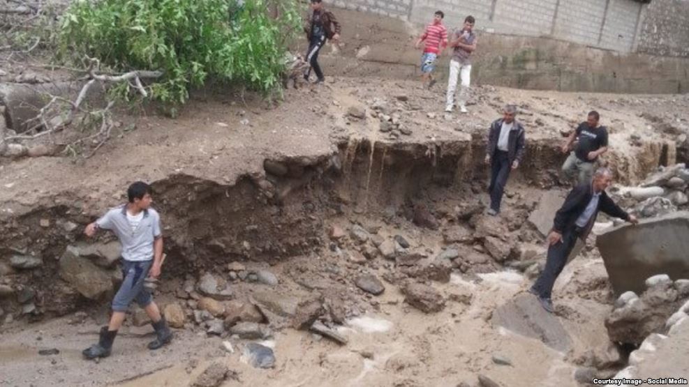 c844a82b-bbfe-4de5-880a-885ffc3b676ccx0cy40cw0w987r1sr1