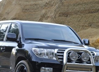 delta4x4-toyota-land-cruiser-v8