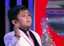 dzhuraevspelpesnyu_0