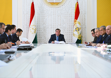 Emomali_Rahmon_pro_kurs_valyuty