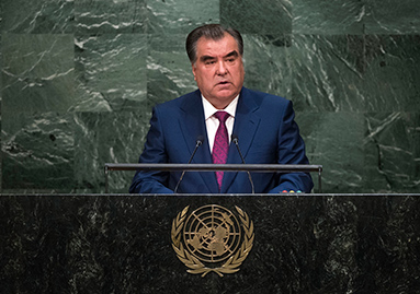 Emomali_Rahmon_s_tribuny_OON