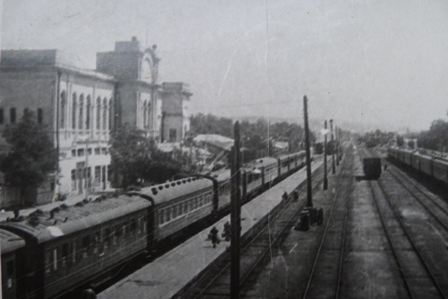 foto1pribytiepoezdasevakuirovannymi