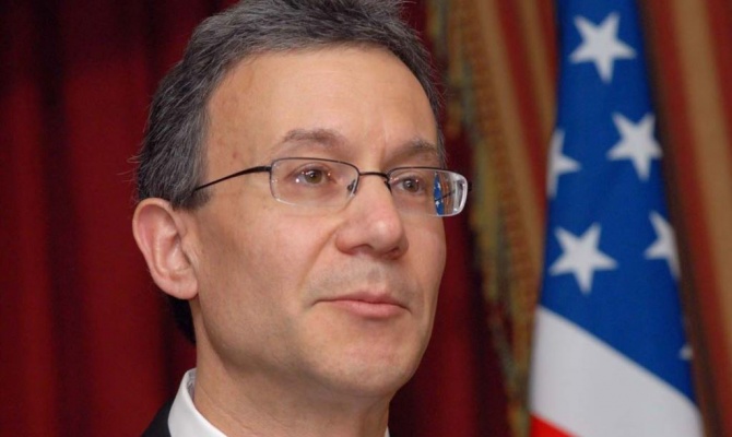 g198185466a7ef8e46ca1ce2012c69ff5fc7bb592