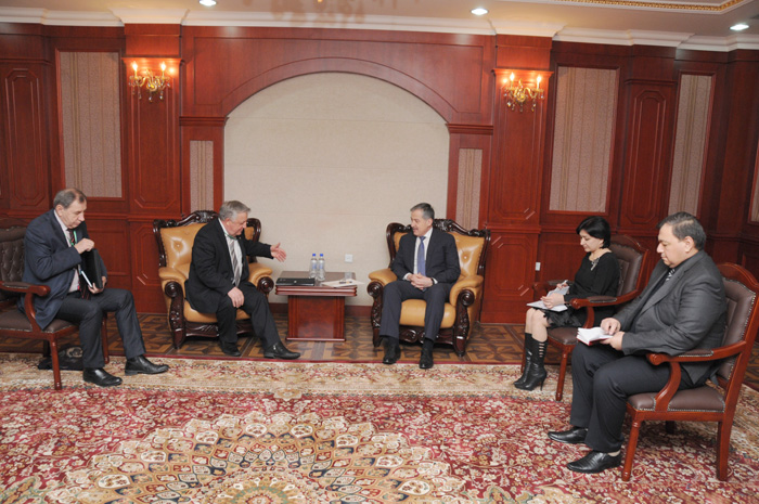 Garkun_posetil_MID_Tadzhikistana