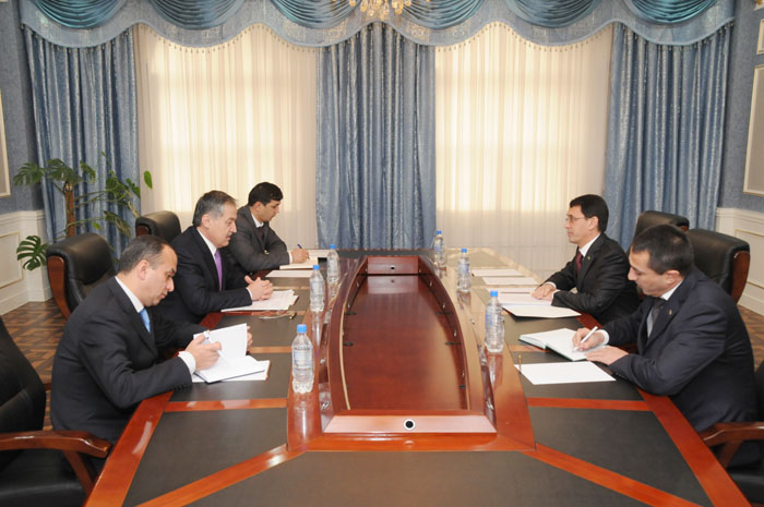 glava_mid_i_posol_turkmenistana