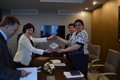 glavamintrudart18mlngrazhdantadzhikistanarabotayutzapredelamirespubliki