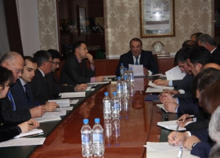 glavanacbankaobespokoendeystviyamikreditnyhorganizaciynavalyutnomrynke_0