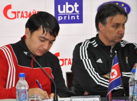 glavnyytrenersbornoytadzhikistanakemalalispahichikapitankomandymahmadalisadykov