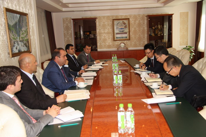 gosbankkitayamozhetvydelitnacbankutadzhikistanapolmilliardadollarov_0