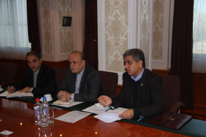 iranplaniruetrasshiritsvoeprisutstvievbankovskoysistemetadzhikistana